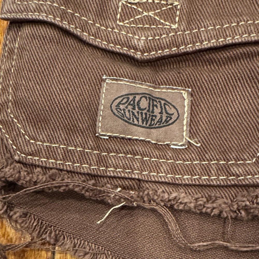 PacSun Brown Women's Cargo Shorts - Picture 3 of 4